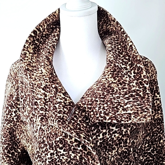 Talbots Classic Leopard Print Collared Lined Jacket w Front Pockets - Picture 6 of 17